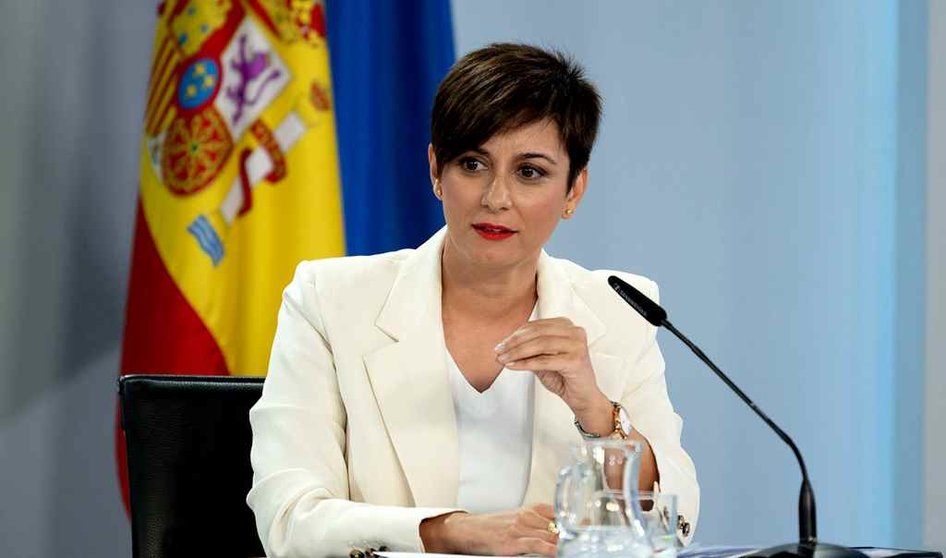 La ministra Isabel Rodríguez I Borja Puig de la Bellacasa.